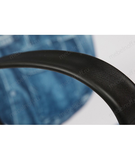 Кресло компьютерное СН413 Bl